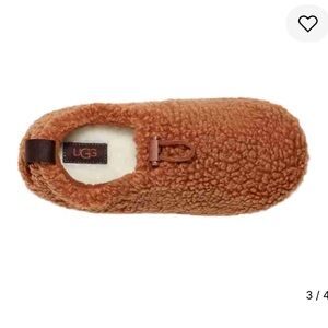 UGG Plushy Slippers – Hardwood – Size US 6 / EU 37